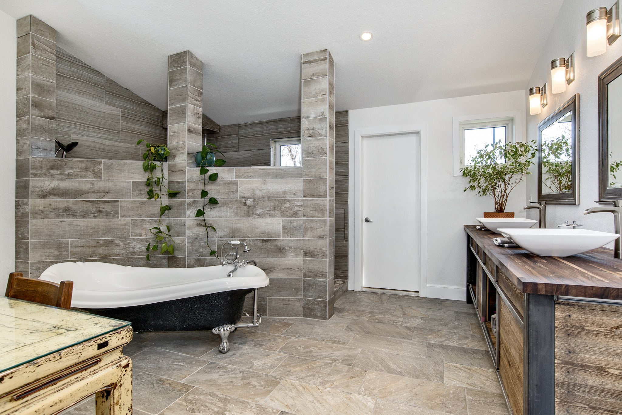 6 ways to get better photos of bathrooms for your listings | Mediamax ...