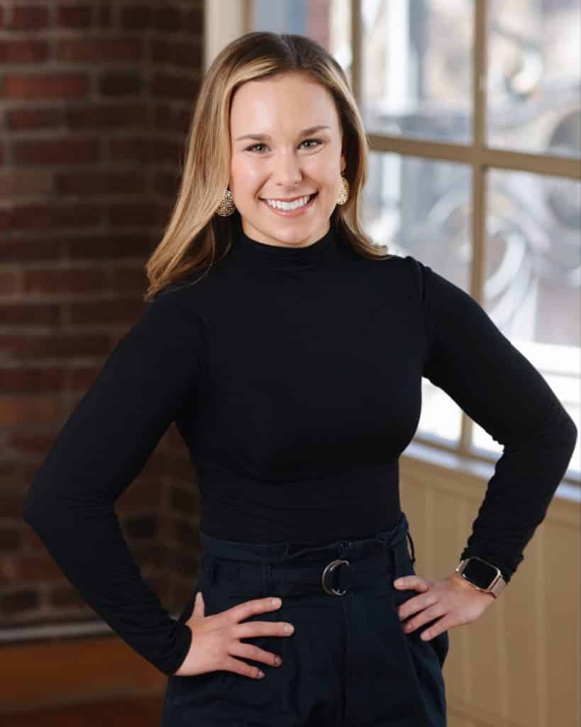 Mediamax-Real-Estate-Photographer-Jessica-Schow-Headshot-1 Mediamax-Real-Estate-Photographer-Jessica-Schow-Headshot-1