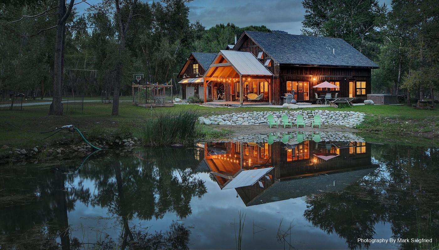 Colorado Lakeside Cabin, Photo By Mark Siegfried