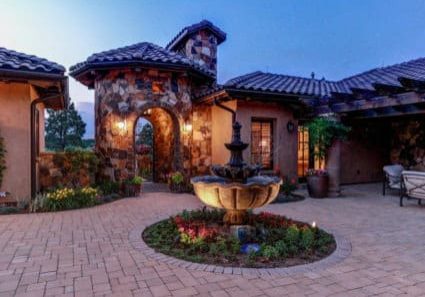 609 Cliffgate Lane Castle-large-005-26-Courtyard-1500x1000-72dpi