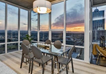 Mediamax-Nate-Koerner-Modern-Dining-Room-Sunset-View-Downtown-Denver